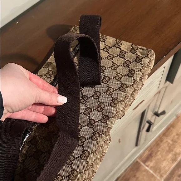 Gucci Bum Bag. - Picture 12 of 13